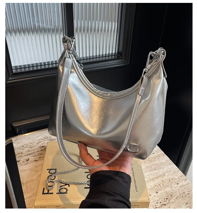 Patent Leather Large Bag Women 2024 Summer — feature 2