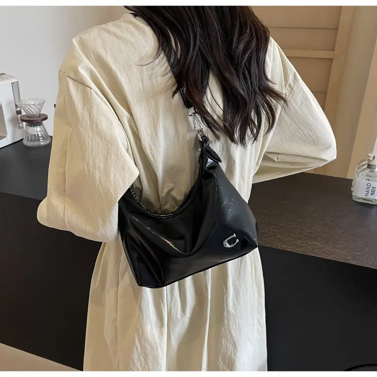 Patent Leather Large Bag Women 2024 Summer — feature 22