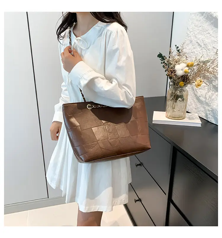 Brown Leather Shoulder Bag for Women 2024 Summer — feature 19
