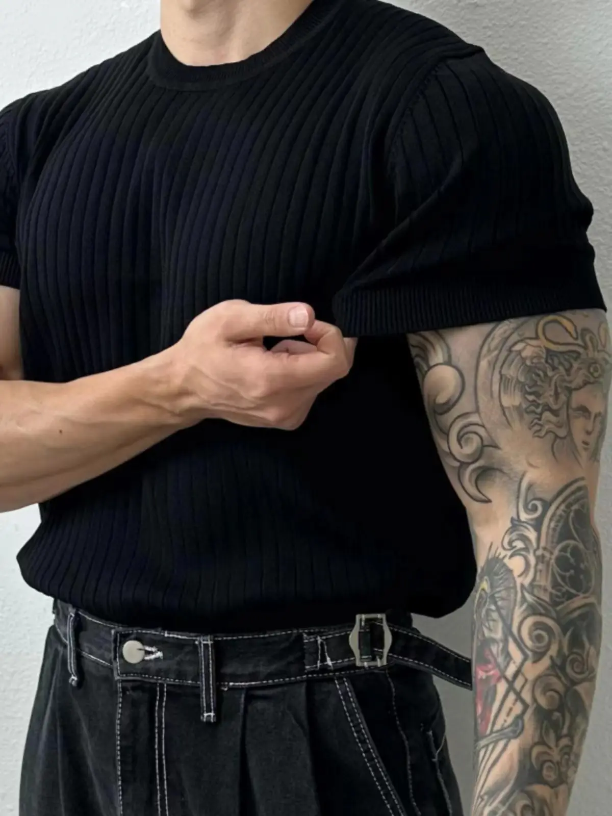 Men's Brown Knitted Slim Fit T-Shirt with Half Sleeve — feature 39