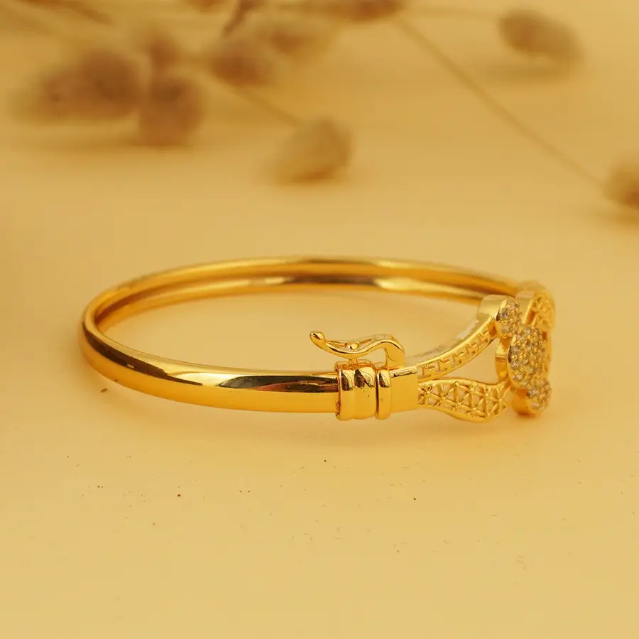 Gold Geometric CZ Bracelet for Women — feature 6