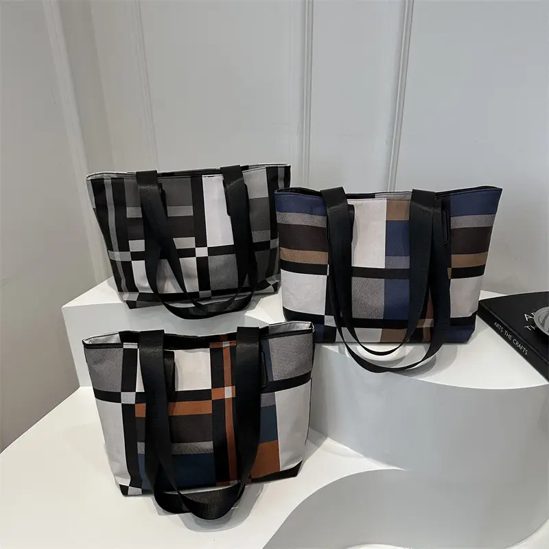 Plaid Casual Bag Large Capacity Women's Shoulder Bag - Image 7