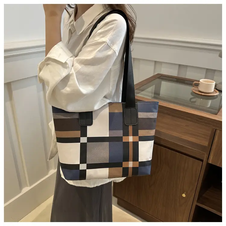 Plaid Casual Bag Large Capacity Women's Shoulder Bag — feature 14