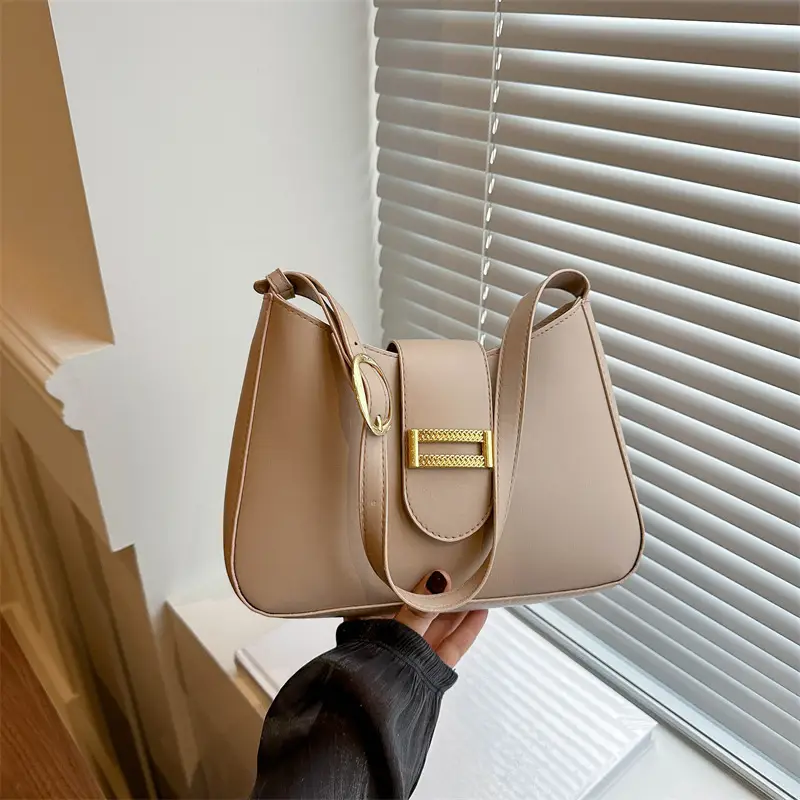 Black Women's Shoulder Crossbody Bag with Gold Clasp - Image 7