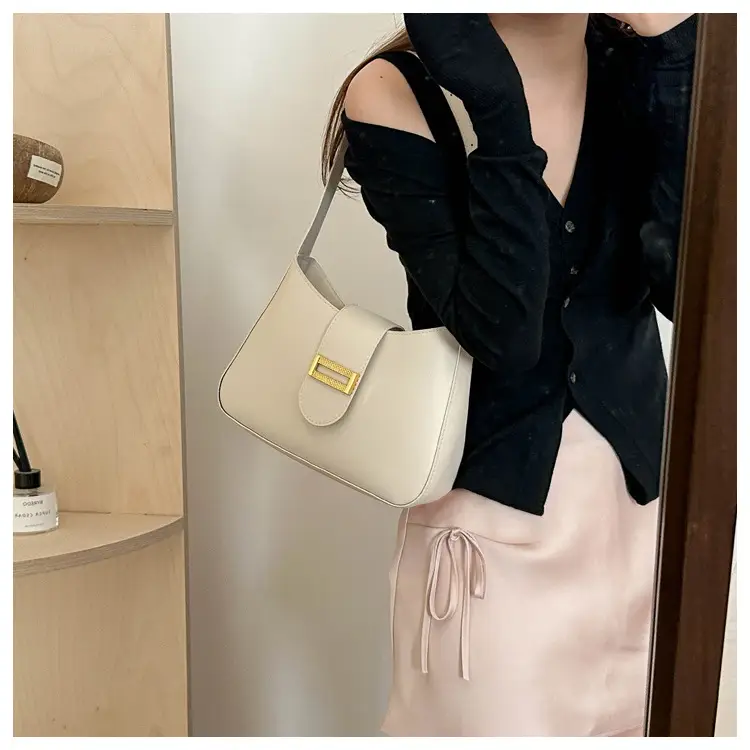 Black Women's Shoulder Crossbody Bag with Gold Clasp — feature 16