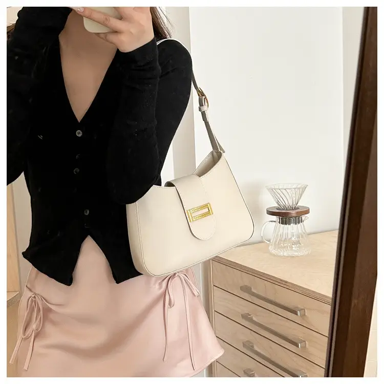 Black Women's Shoulder Crossbody Bag with Gold Clasp — feature 17