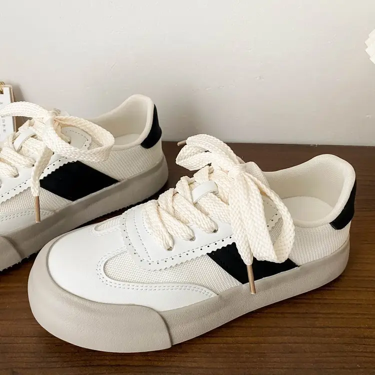 Desun Breathable Sneakers Women's Round Toe Summer New Chic Niche Korean Style Low-top Mesh Shoes Thick Sole Small White Shoes — feature 2
