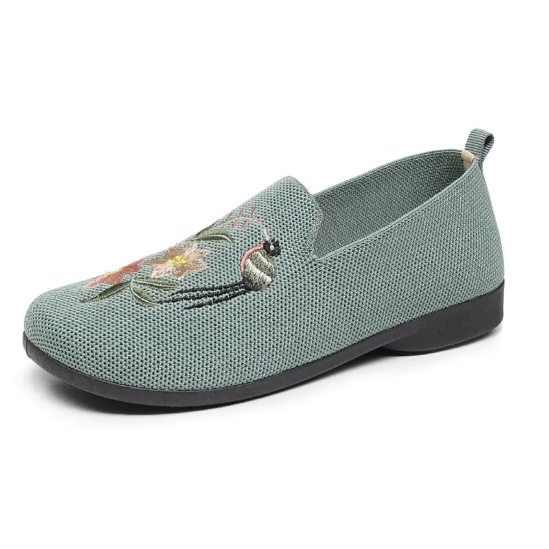New Old Beijing Cloth Shoes Women's Embroidered Shoes Middle-aged and Old Mother's Shoes Non-slip Soft Sole Lightweight Fly-woven Breathable Single-layer Shoes - Image 3