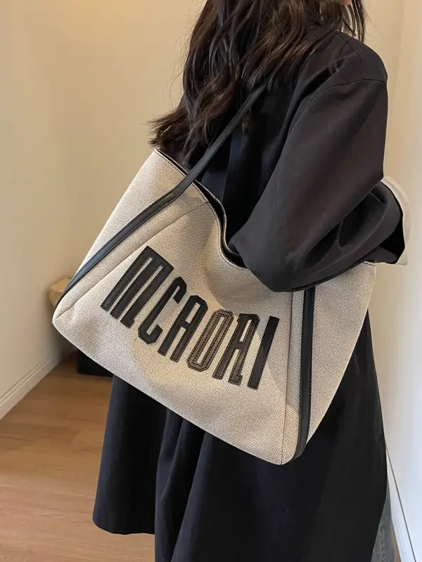 Women Large Capacity Tote Bag with "McCRAII" Print - Image 4