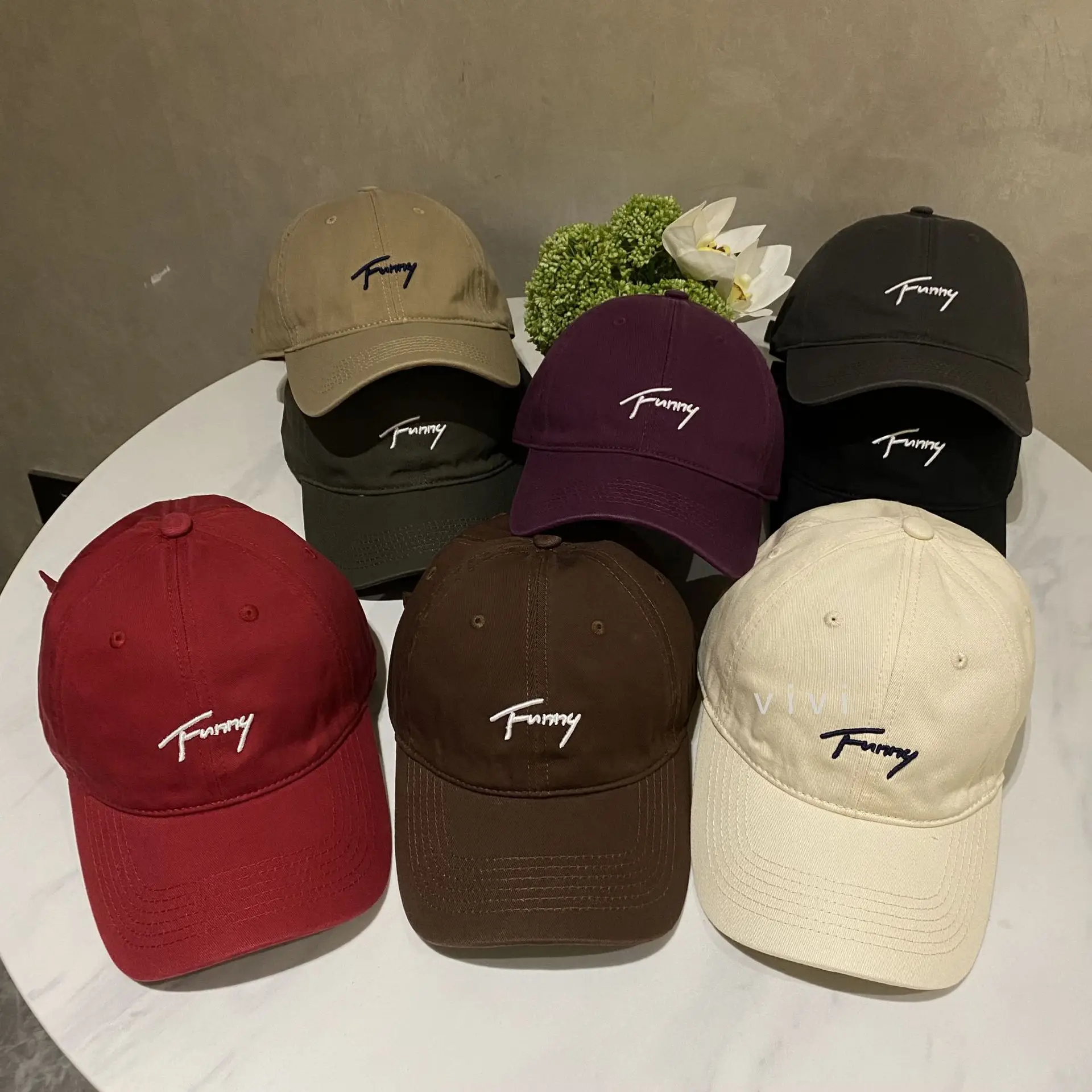 Women Japanese-style Baseball Cap with Sunscreen & Embroidery — feature 3