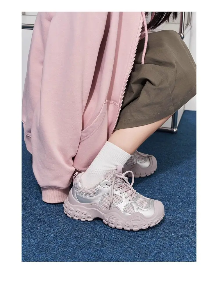 Niche Non-Contrasting Women's Shoes 2024 New Summer Breathable Mesh Mountaineering Versatile Casual Sports Dad Shoes — feature 7