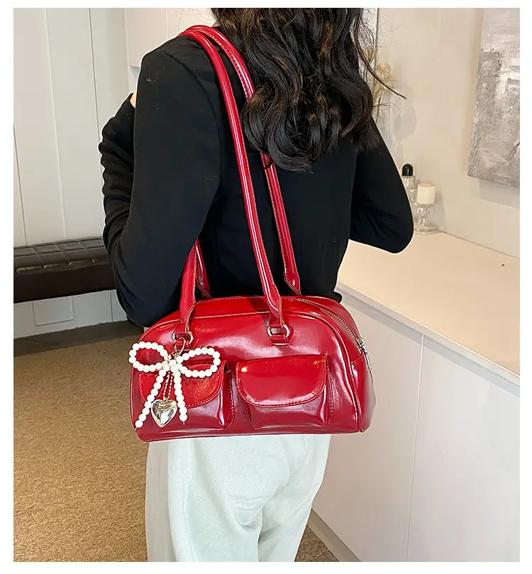 Red Pearl Bow Shoulder Bag for Women — feature 2