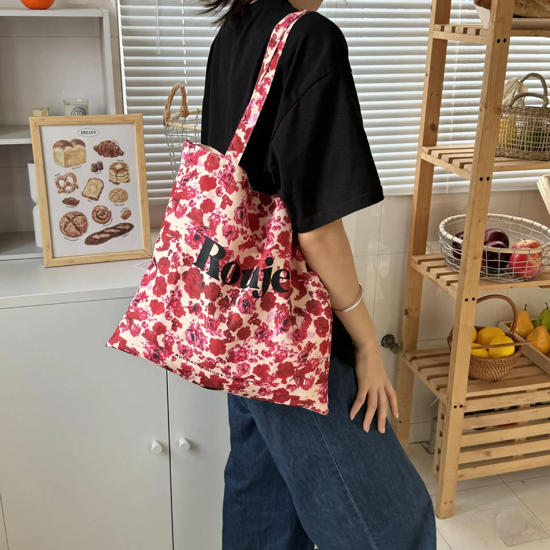 2024 Floral Canvas Shoulder Bag Blue Plaid Design — feature 1