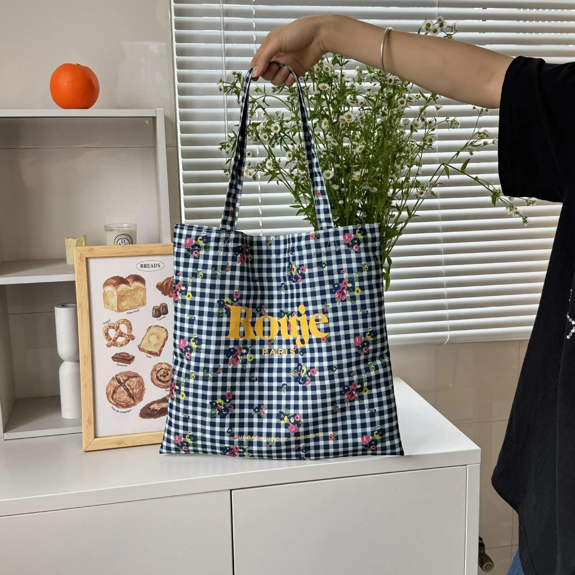 2024 Floral Canvas Shoulder Bag Blue Plaid Design — feature 12