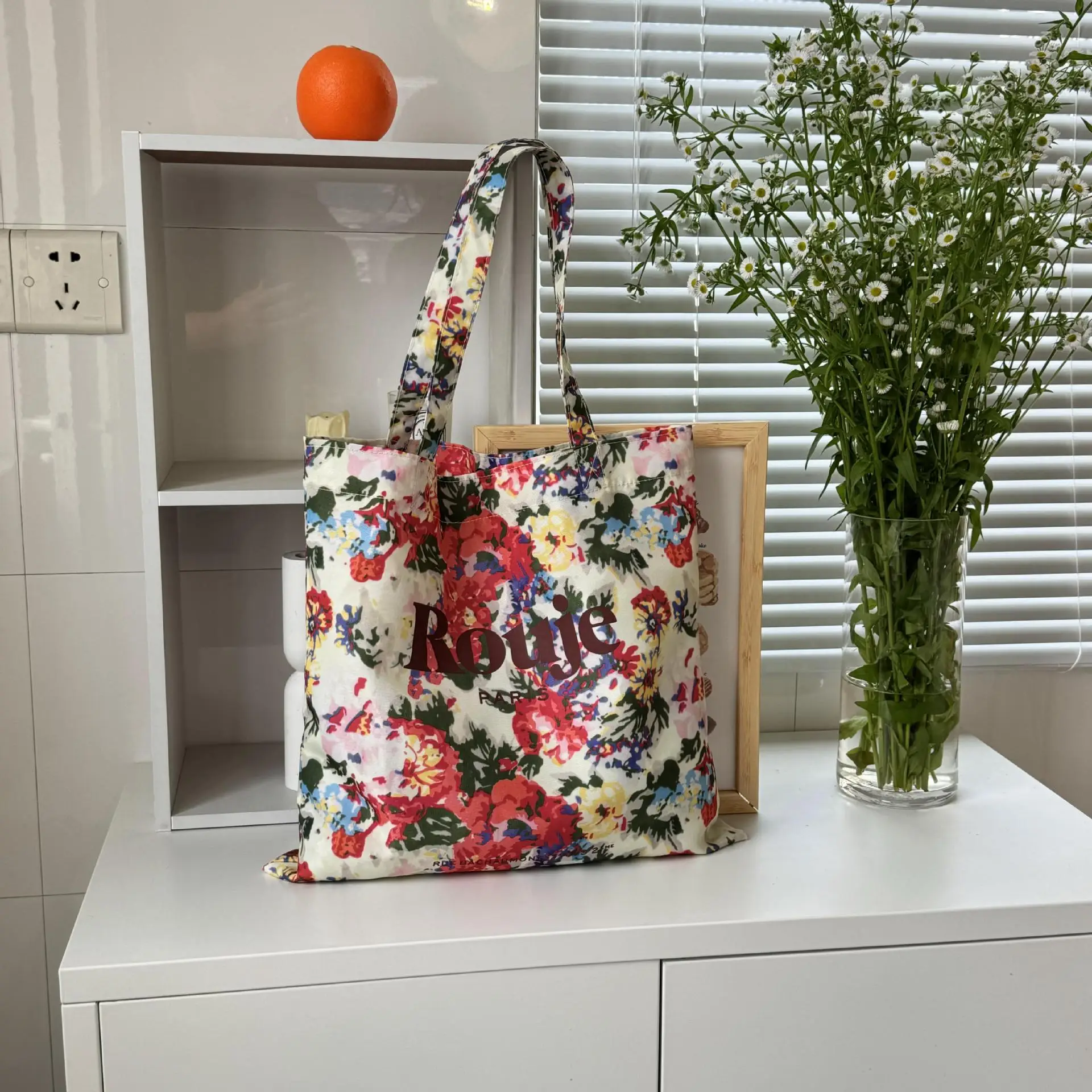 2024 Floral Canvas Shoulder Bag Blue Plaid Design — feature 13
