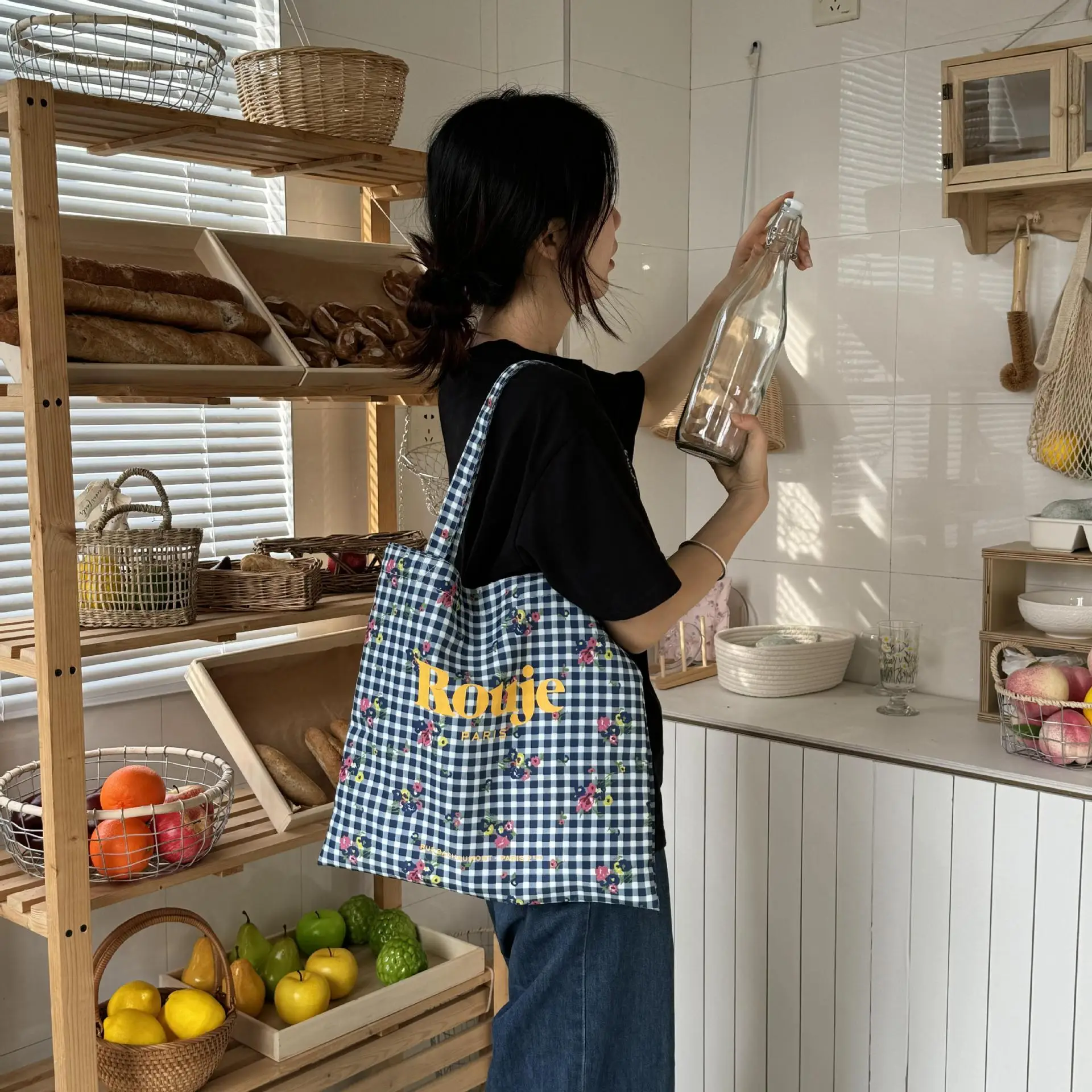 2024 Floral Canvas Shoulder Bag Blue Plaid Design — feature 6