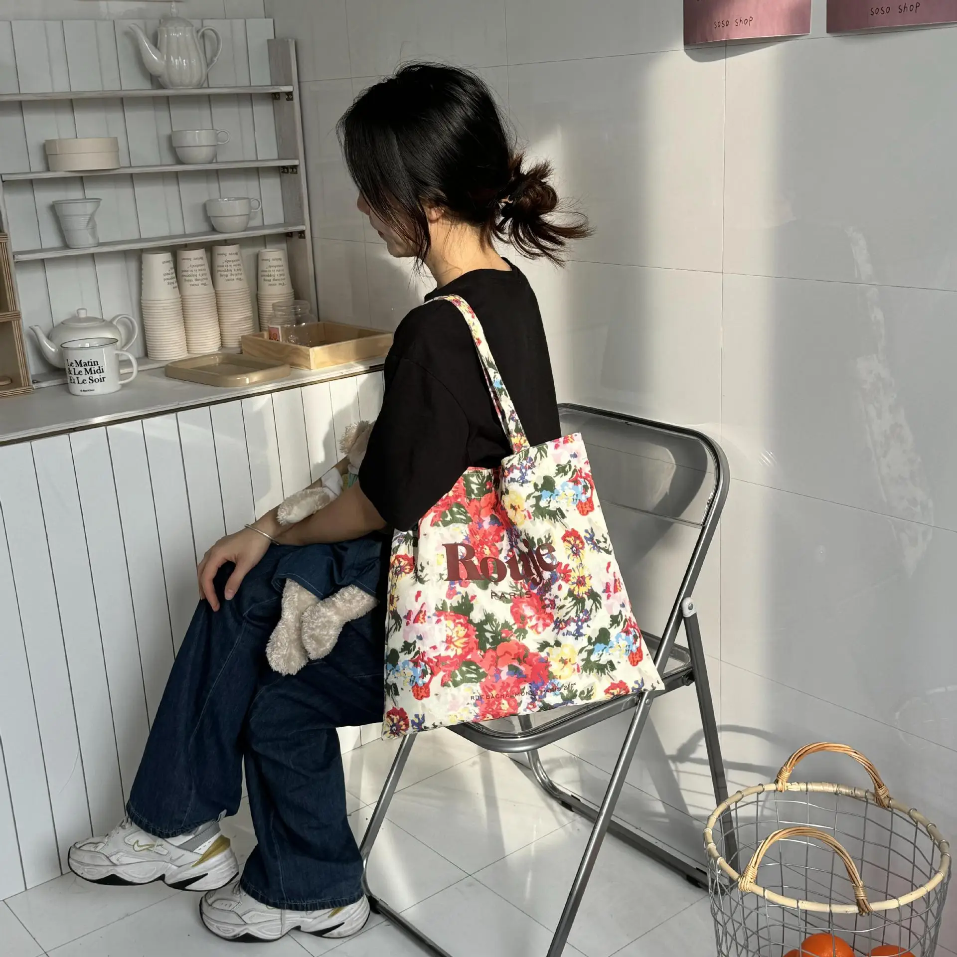 2024 Floral Canvas Shoulder Bag Blue Plaid Design — feature 9