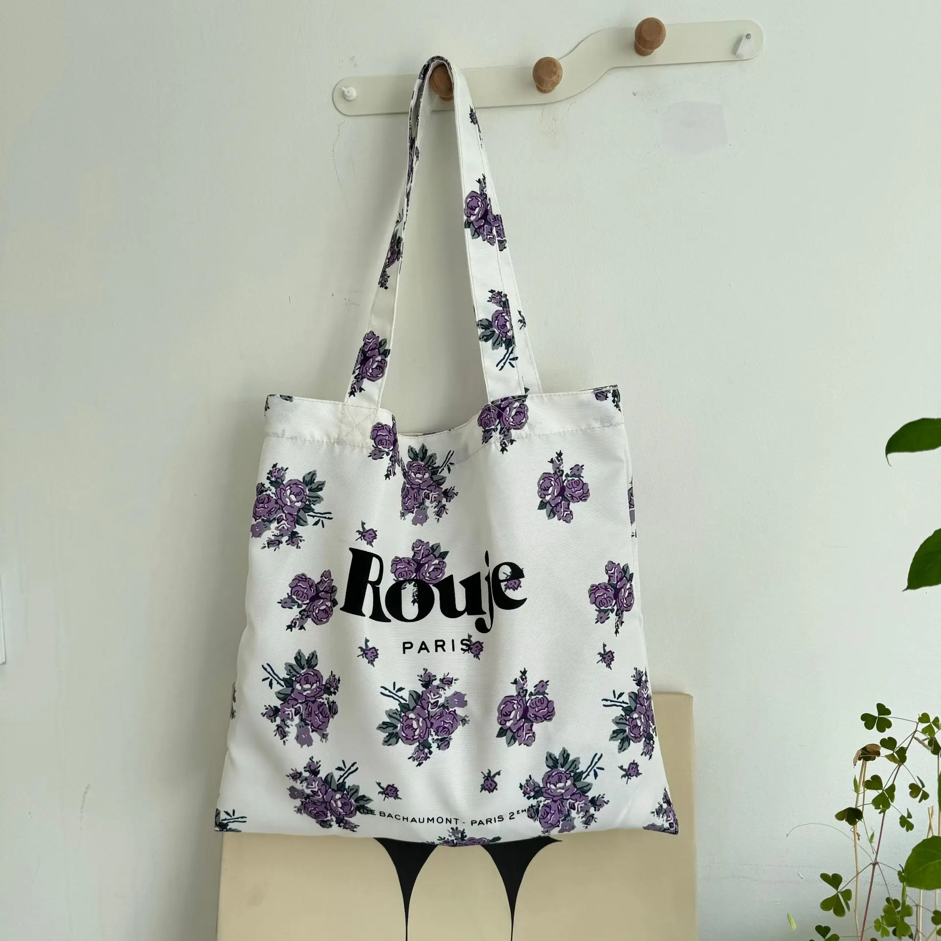 2024 Floral Canvas Shoulder Bag Blue Plaid Design - Image 5