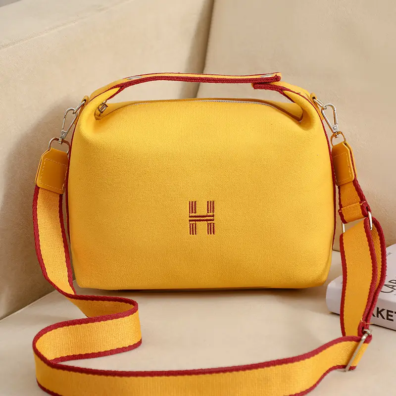White Canvas One Shoulder Crossbody Bag for Women