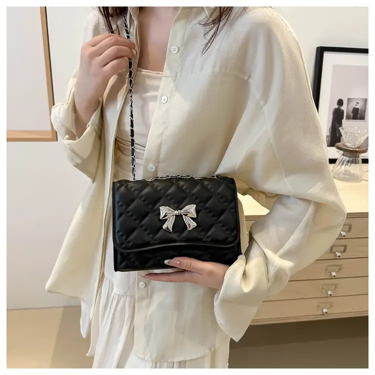 Pink Rhombic Chain Shoulder Bag for Women 2024 - Image 8