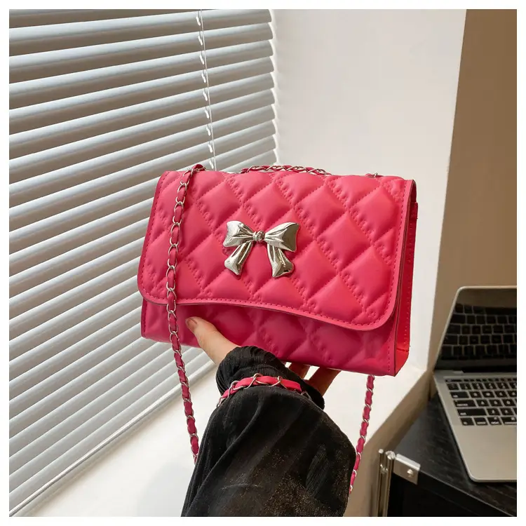 Pink Rhombic Chain Shoulder Bag for Women 2024 - Image 5