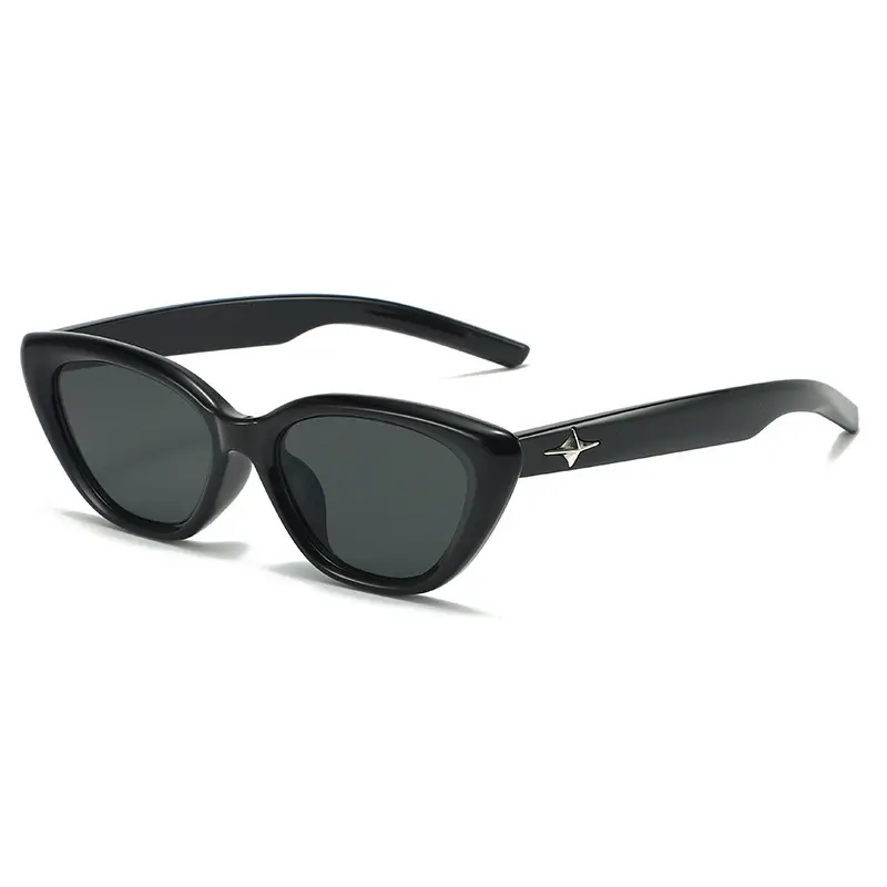 Retro Black Triangle Cat-Eye Sunglasses Women