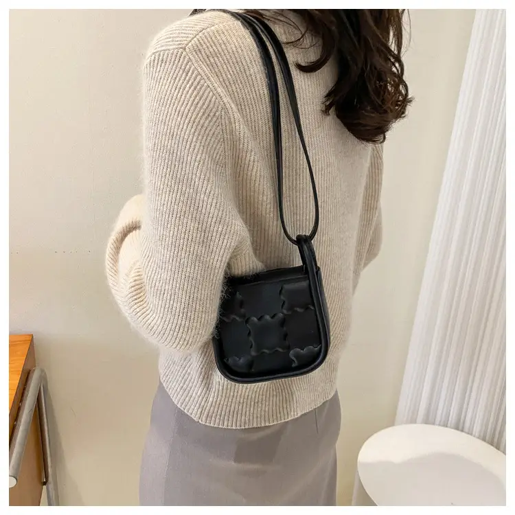 Women's Mini Biscuit Shoulder Crossbody Bag 2024 - Image 5