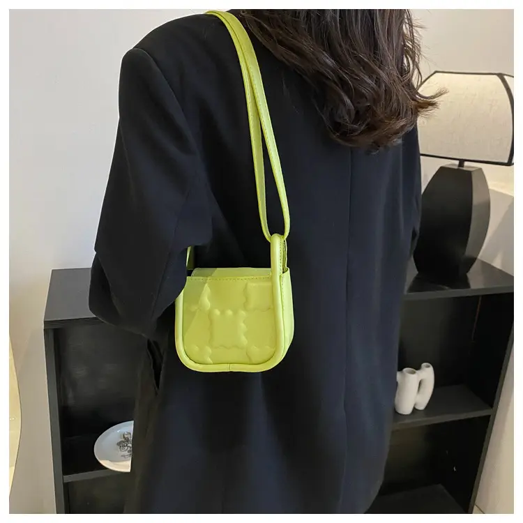 Women's Mini Biscuit Shoulder Crossbody Bag 2024 — feature 14