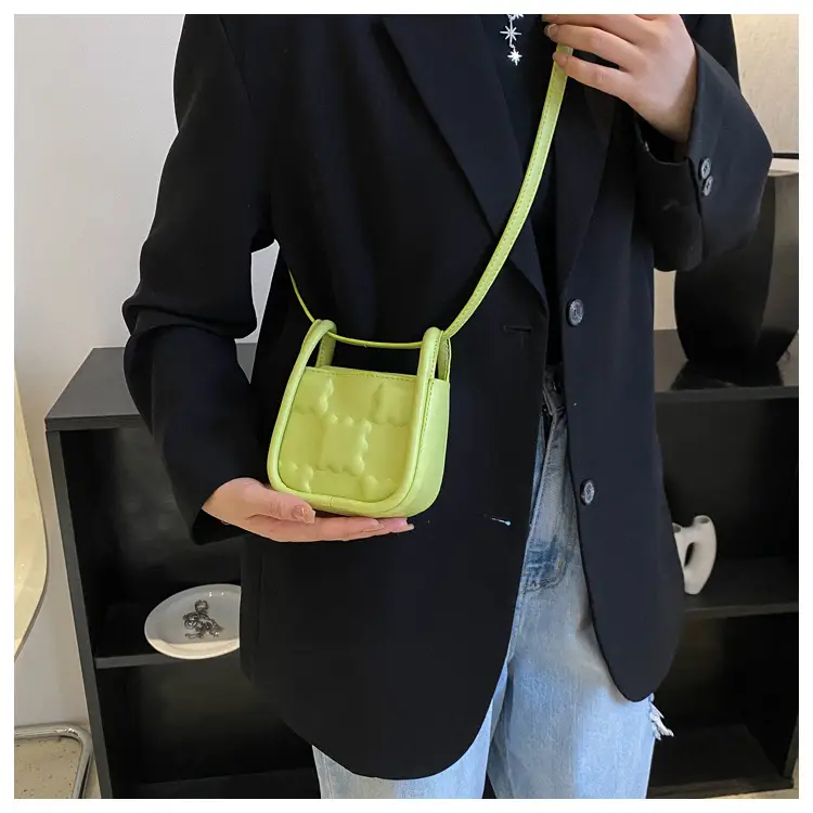 Women's Mini Biscuit Shoulder Crossbody Bag 2024 — feature 16