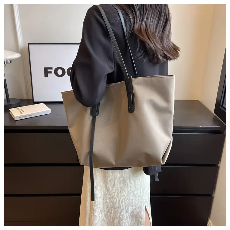 Women Large Capacity Oxford Cloth Shoulder Bag Brown 2026 — feature 23