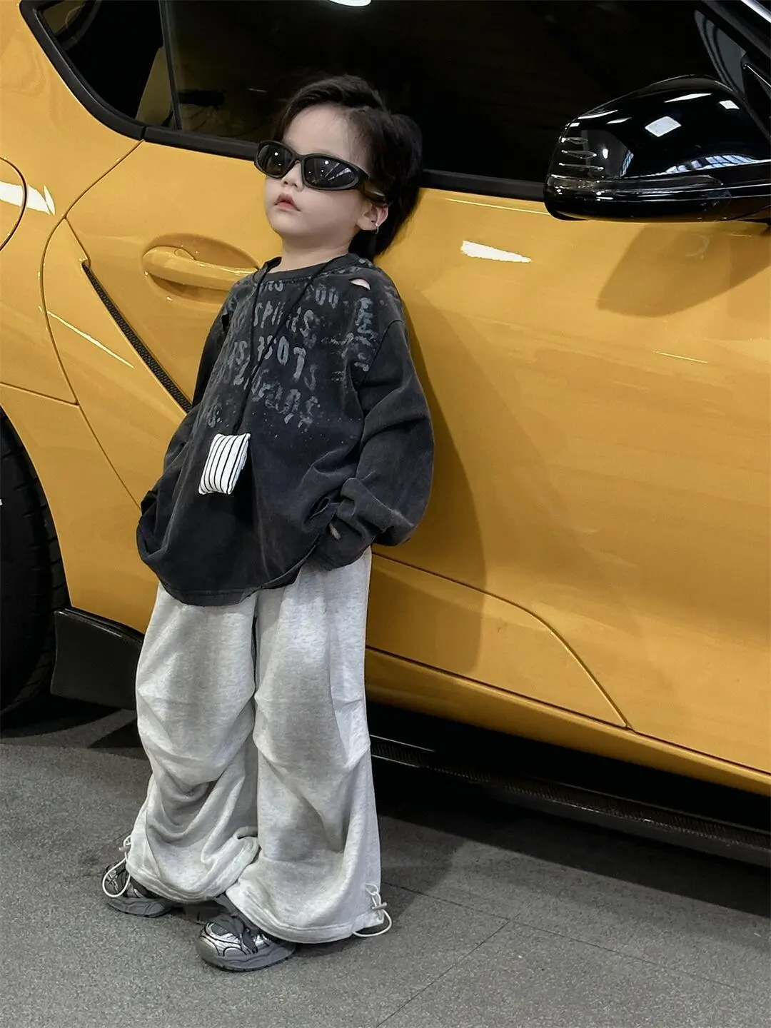 2025 Boys Cotton T-Shirt Set Loose Casual Grey Pants - Image 4