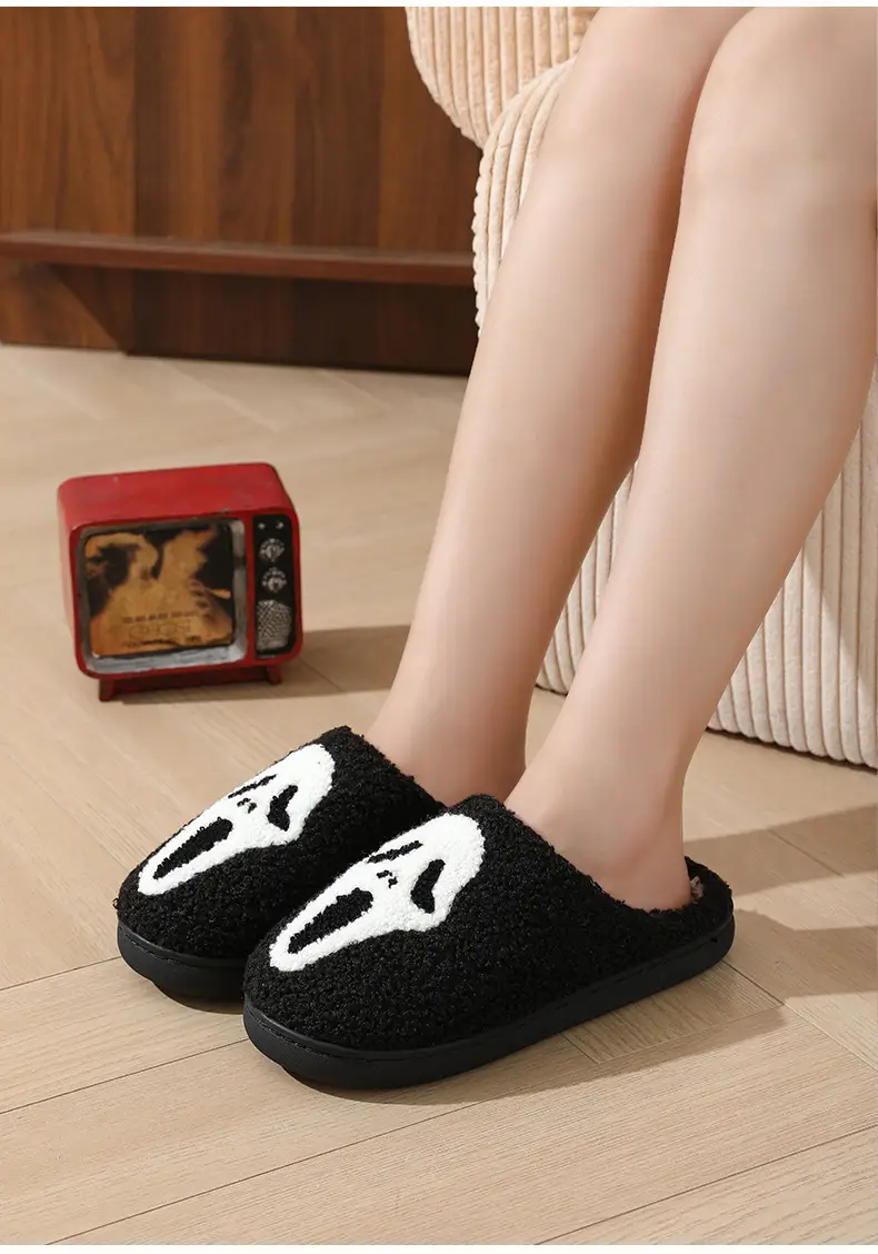 Cross-border autumn and winter Halloween slippers women's wholesale home non-slip home warm cartoon smiley face palm cotton slippers — feature 17