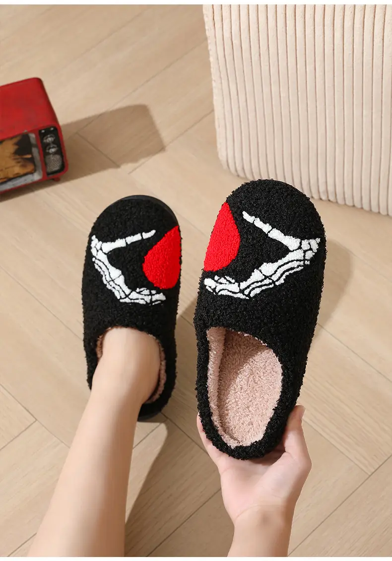 Cross-border autumn and winter Halloween slippers women's wholesale home non-slip home warm cartoon smiley face palm cotton slippers — feature 18
