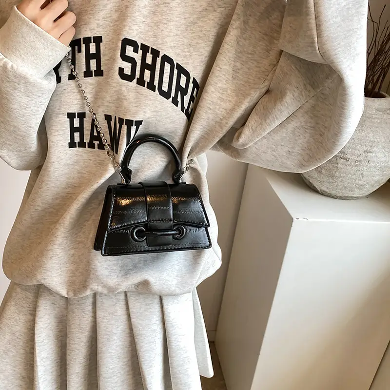 2024 Gold Crocodile Strap Women's Shoulder Bag - Image 7