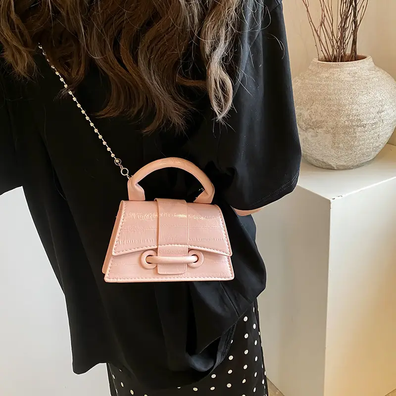 2024 Gold Crocodile Strap Women's Shoulder Bag - Image 8