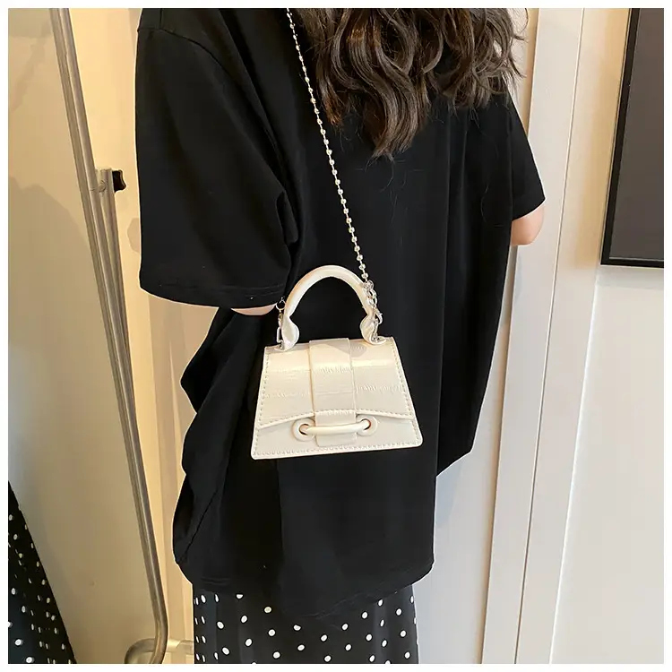 2024 Gold Crocodile Strap Women's Shoulder Bag — feature 33