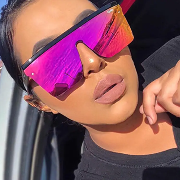Black Gradient Sunglasses for Women Men Large Frame — feature 2