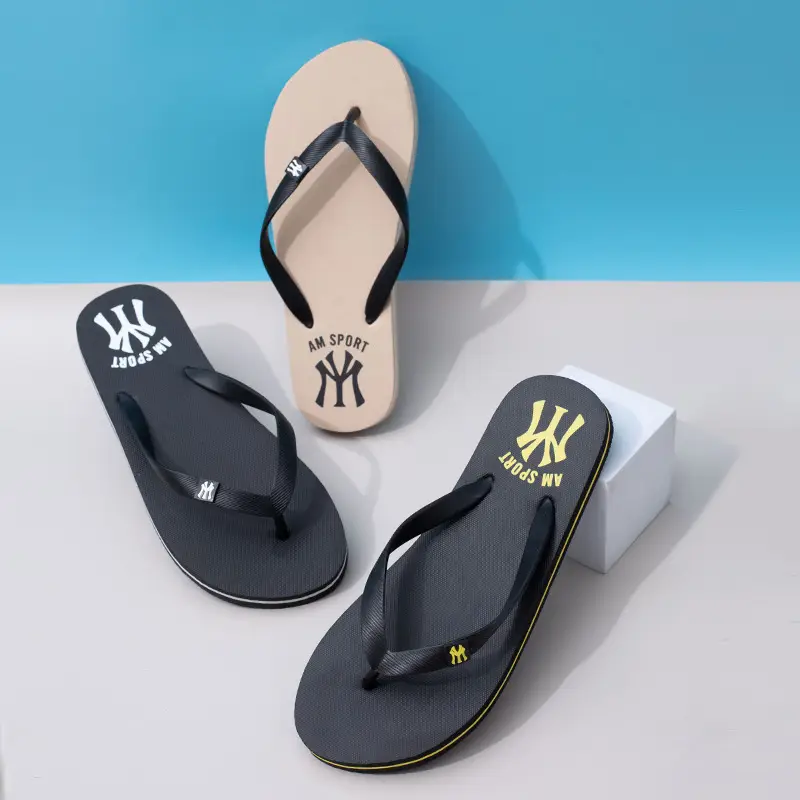 New Sandals for Summer Outer Wear, Men's Flip-Flops, Men's Slippers, Printed Beach Slippers, Comfortable and Breathable — feature 1