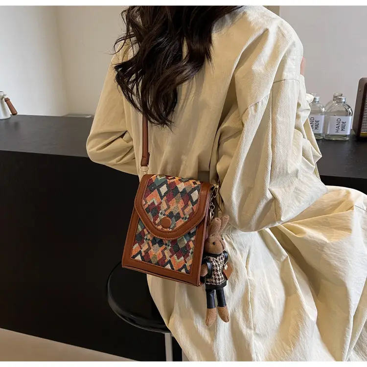 2024 Crossbody Bag Women's Fashion Mobile Phone Bag — feature 12