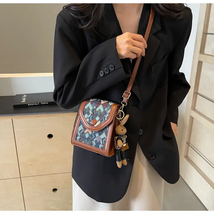2024 Crossbody Bag Women's Fashion Mobile Phone Bag — feature 18