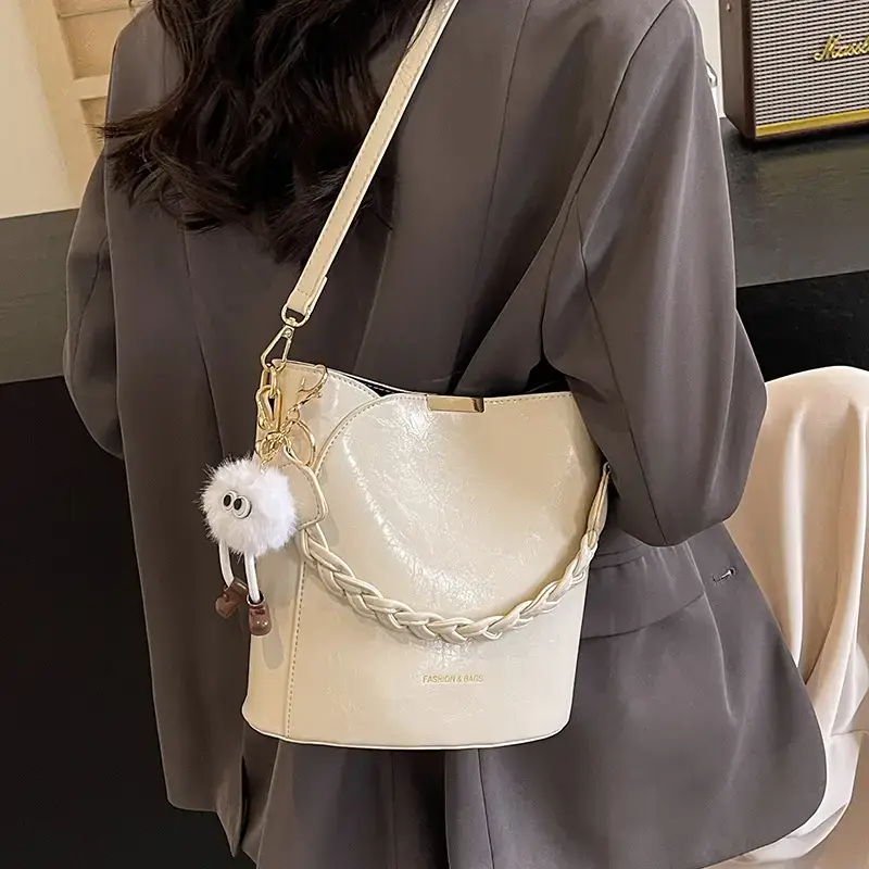 Pink High-End Bucket Bag for Women 2026 - Image 8