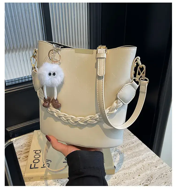 Pink High-End Bucket Bag for Women 2026 — feature 10