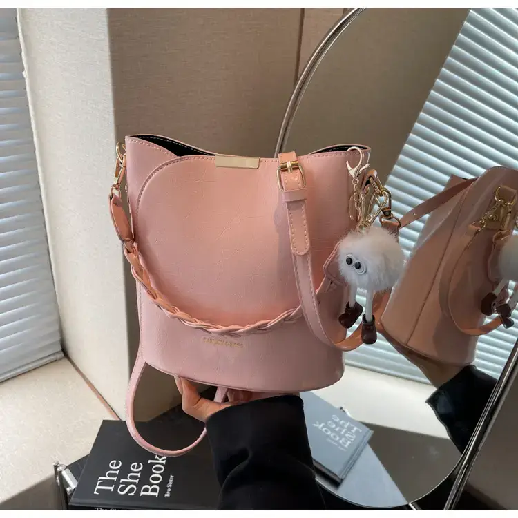 Pink High-End Bucket Bag for Women 2026 — feature 23
