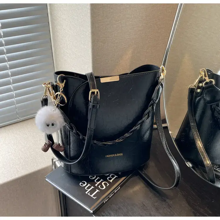 Pink High-End Bucket Bag for Women 2026 — feature 26
