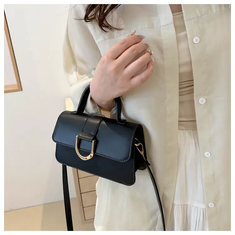 Elegant Women's Shoulder Crossbody Bag Silver Gold Clasp - Image 8
