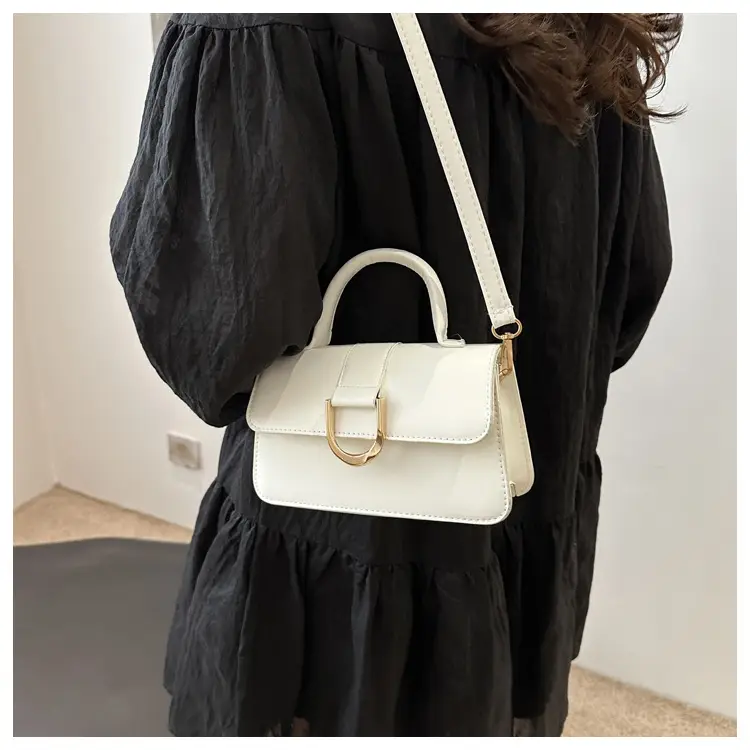 Elegant Women's Shoulder Crossbody Bag Silver Gold Clasp — feature 15