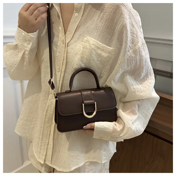 Elegant Women's Shoulder Crossbody Bag Silver Gold Clasp — feature 20