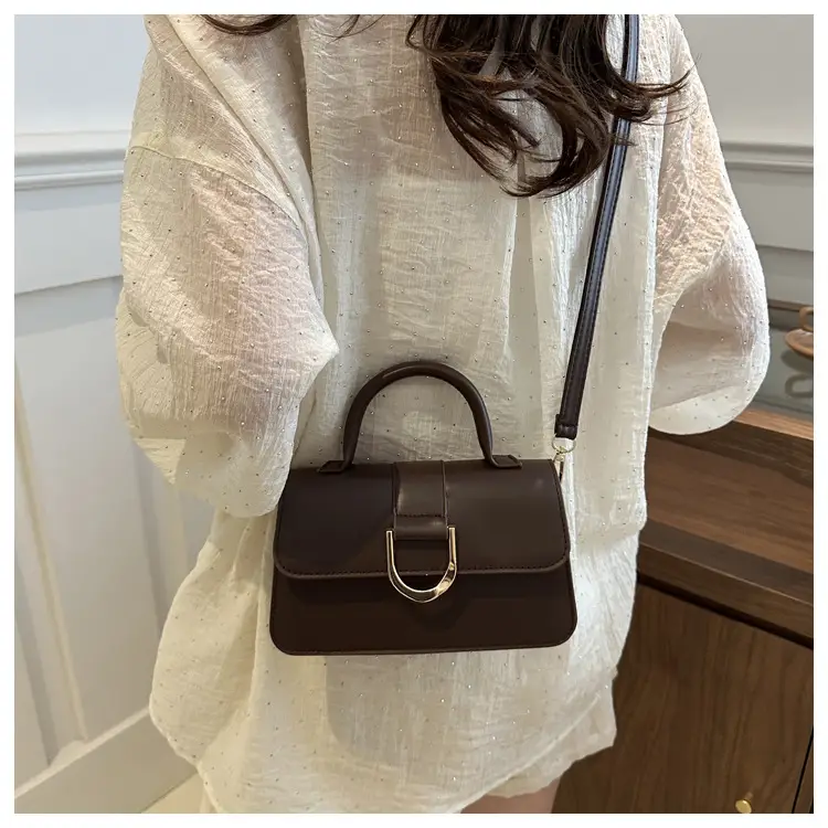 Elegant Women's Shoulder Crossbody Bag Silver Gold Clasp — feature 21