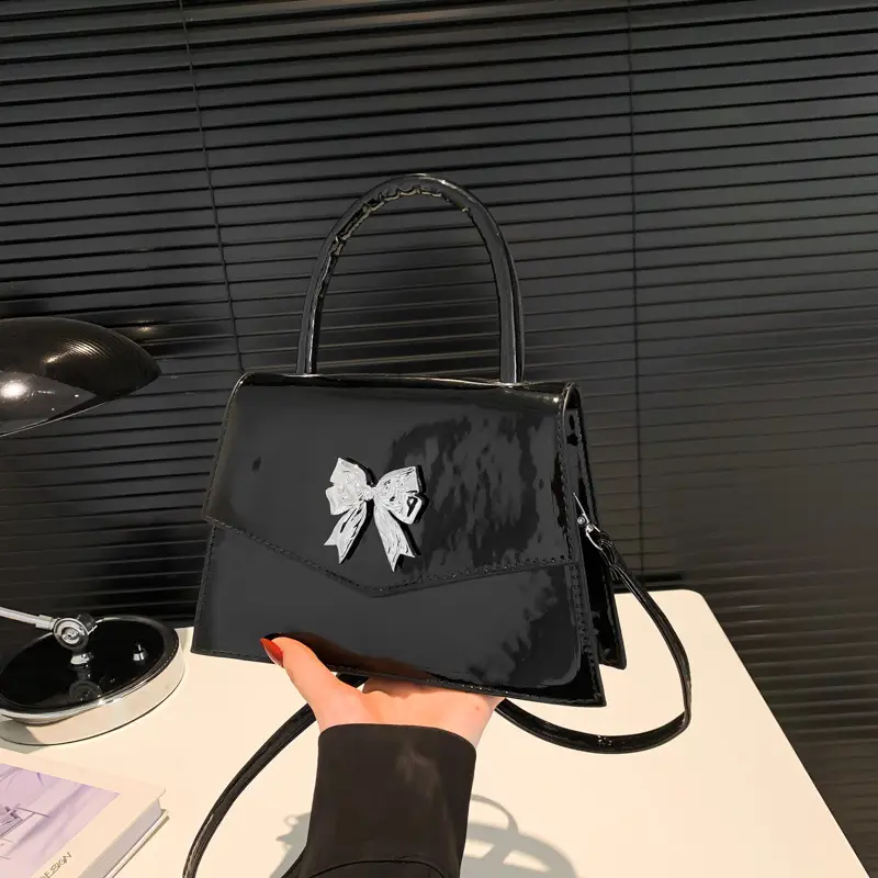 Women's Stylish Bow Crossbody Bag Silver 2024 - Image 5