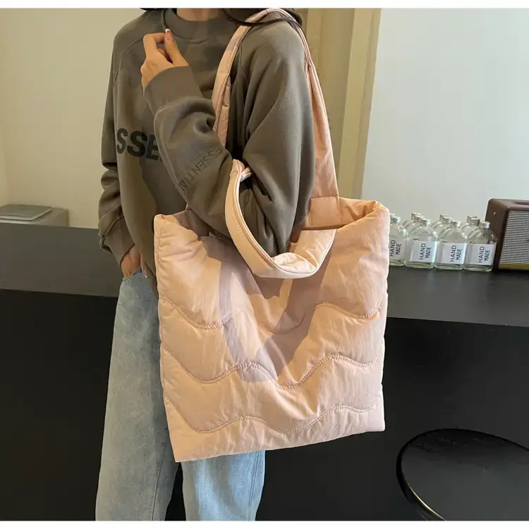 Women's Quilted Shoulder Bag with Handle — feature 40